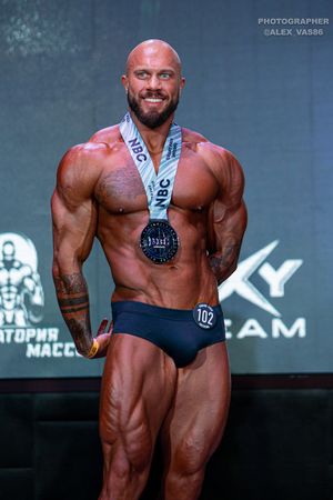 CLASSIC PHYSIQUE НОВИЧКИ